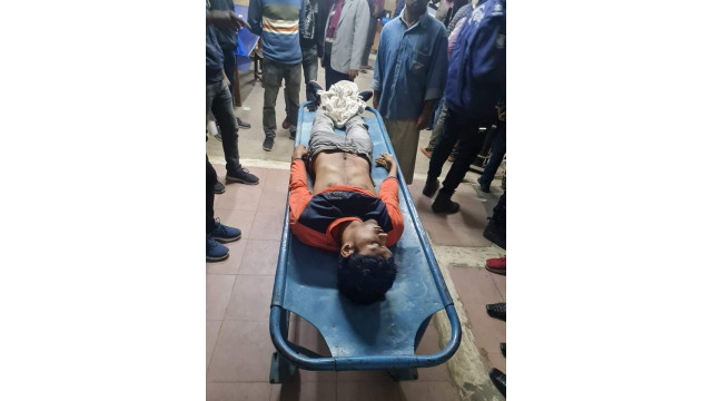 চাঁপাইনবাবগঞ্জ পৌর এলাকার মাওরি পাড়ায় ছুরিকাঘাতে  ১ জন নিহত