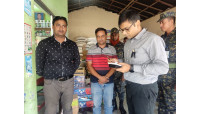 চাঁপাইনবাবগঞ্জ  সদররের  আতাহারে সার ব্যবসায়ীকে ২০ হাজার টাকা জরিমানা