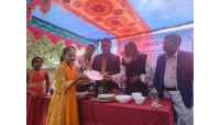 দারিয়াপুরে বিজয় দিবস উপলক্ষে বার্ষিক ক্রীড়া প্রতিযোগিতার পুরস্কার বিতরণ 