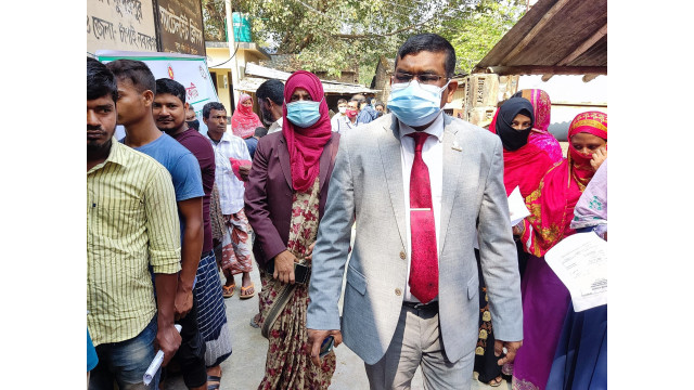 চাঁপাইনবাবগঞ্জে একদিনে করোনার টিকা নিয়েছেন ১০২০৮৯জন-চলবে আরো দুইদিন 