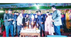 এরফান গ্রুপের বর্ষবরণ অনুষ্ঠান মাতালেন  নায়িকা  মৌসুমী, ওমর সানী ও  কন্ঠশিল্পী খুরশিদ আলম