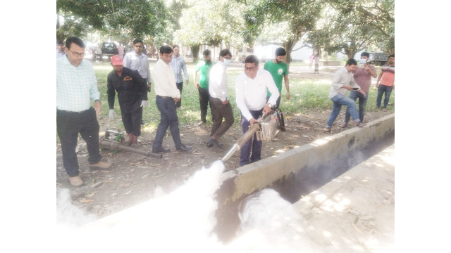 ডেঙ্গু রোগ প্রতিরোধে মশক নিধন ও পরিষ্কার পরিচ্ছন্নতা অভিযান শুরু