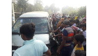 আবারো আলীনগর হাজির মোড়ে ট্রেনের সাথে মাইক্রো বাসের সংঘর্ষ-আহত শিক্ষার্থীরা