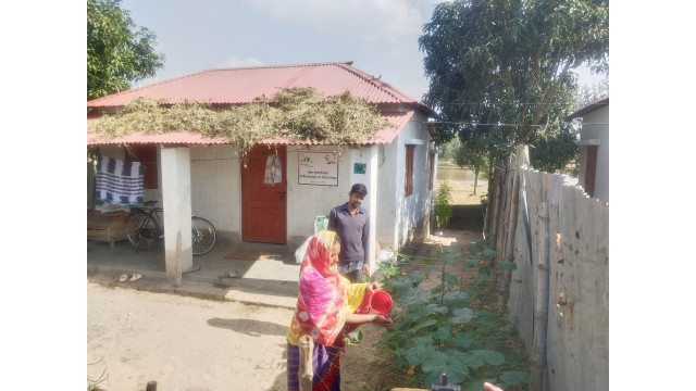 প্রধানমন্ত্রীর উপহারের ঘর পেয়ে সুখে স্বাচ্ছন্দে দিন কাটাচ্ছেন গোমস্তাপুরের ভাগোলপুর  আশ্রয়ণ প্রকল্পের উপকারভোগীরা  