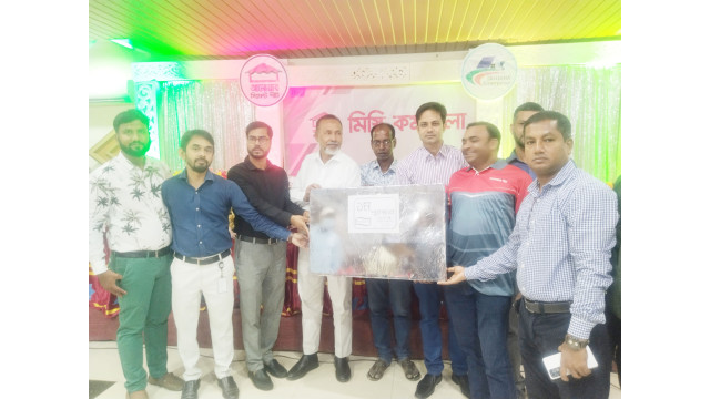 চাঁপাইনবাবগঞ্জে আনোয়ার সিমেন্ট শীট  মিস্ত্রি কর্মশালা’  অনুষ্ঠিত