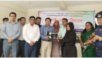 চাঁপাইনবাবগঞ্জে ব্যস্ত দিন পার করলেন বিভাগীয় কমিশনার