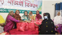পবিত্র মাহে রমজান উপলক্ষে ওয়েল ফেয়ার ক্লাবের  খাদ্য সামগ্রী বিতরণ
