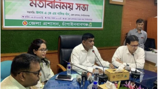 চাঁপাইনবাবগঞ্জে  এবারও থাকছে না আম নামানোর সময়সীমা 