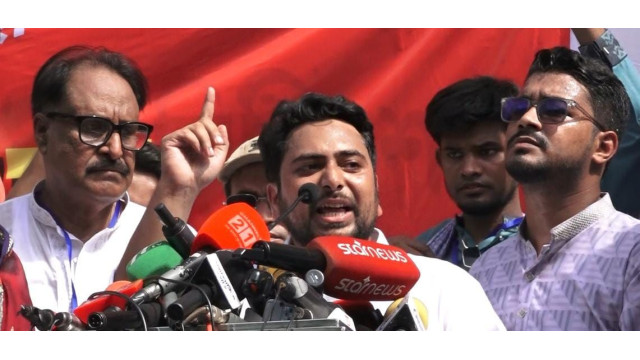 চাঁপাইনবাবগঞ্জে এনসিপির জুলাই পদযাত্রা ও পথসভা অনুষ্ঠিত 