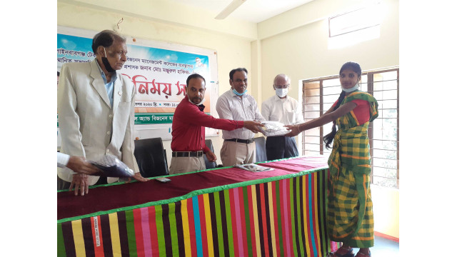 বিদায় সংবর্ধনা ও আদিবাসী শিক্ষার্থীদের কলেজ পোশাক বিতরণ