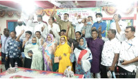 চাঁপাইনবাবগঞ্জ পৌর নির্বাচন  ১৫টি ওয়ার্ড কাউন্সিলর  প্রার্থীর নাম ঘোষণা করলেন এমপি হারুন