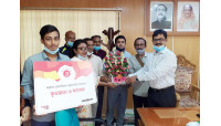 করোনা মোকাবিলায় সম্মুখসারির যোদ্ধাদের ধন্যবাদ ও কৃতজ্ঞতা জানালো বন্ধুসভার বন্ধুরা