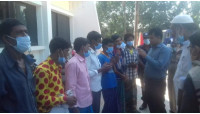চাঁপাইনবাবগঞ্জে বারঘরিয়ায় বিট পুলিশিং এর অভিযানে ১১ জন গ্রেপ্তার 