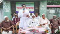 ভোলাহাটে মাদরাসা অধ্যক্ষের বিরুদ্ধে সংবাদ সম্মেলন