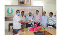 জাতীয় সাহিত্য পরিষদ চাঁপাইনবাবগঞ্জ জেলা শাখার নতুন কমিটির দায়িত্ব গ্রহণ