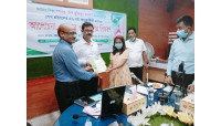 শেখ রাসেলের জন্মদিন উপলক্ষে শিশু একাডেমীর বিভিন্ন প্রতিযোগিতার পুরস্কার বিতরণ
