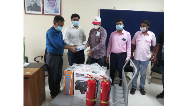 আধুনিক সদর হাসপাতালে জেনারেটর দিলেন ফেরদৌসি ইসলাম জেসি