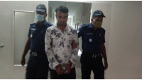  চাঁপাইনবাবগঞ্জে ২১ লাখ ৩০ হাজার টাকার জালরুপিসহ আব্দুল বাসিদ গ্রেফতার 
