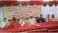 চাঁপাইনবাবগঞ্জ পৌরসভায় ডাবল লেন রাস্তা নির্মাণ কাজের উদ্বোধন  