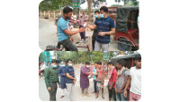করোনা প্রতিরোধে চাঁপাইনবাবগঞ্জ সদর উপজেলা প্রশাসনের মাস্ক বিতরণ