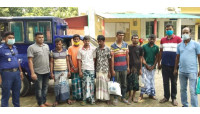 চাঁপাইনবাবগঞ্জে পুলিশের অভিযানে ৭ জনকে গ্রেপ্তার  মোবাইল কোর্টে দন্ড প্রদান