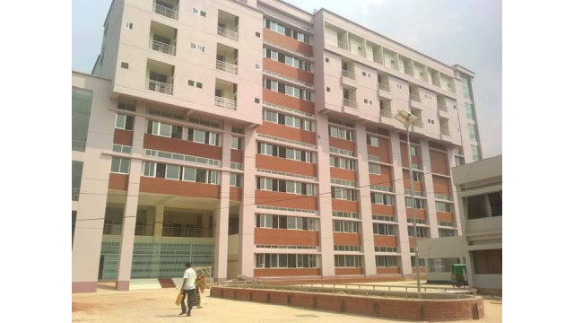 সদর হাসপাতালের করোনা ইউনিট  ৫০ বেডে  উন্নীত