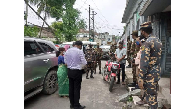 চাঁপাইনবাবগঞ্জে  কঠোর লকডাউনের  তৃতীয় দিনে ৮৬ মামলায় ৪২৮৫০ টাকা জরিমানা