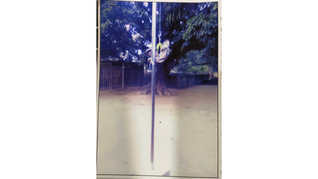 শ্যামপুর মাদরাসায় জাতীয় পতাকা অবমাননা করার অভিযোগ 