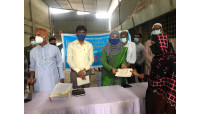 চাঁপাইনবাবগঞ্জে  ভূমি অধিগ্রহণের  চেক বিতরণ 