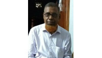 শহর  সরকারি প্রাথমিক বিদ্যালয়ের  প্রধান শিক্ষক গোলাম সারওয়ার সড়ক দূর্ঘটনায় নিহত