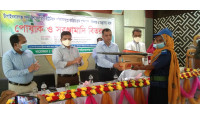 অশুভ শক্তিকে পরাজিত করতে সততা, সাহস ও আন্তরিকতার সঙ্গে গ্রাম পুলিশদের কাজ করতে হবে - জেলা প্রশাসক
