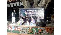 চাঁপাইনবাবগঞ্জে মঞ্চস্থ হলো ‘সেপ্টেম্বর অন যশোর রোড’ গীতিনাট্য