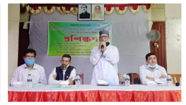 গোমস্তাপুরে বাল্যবিবাহ, যৌতুক ও নারী নির্যাতন প্রতিরোধে প্রশিক্ষণ