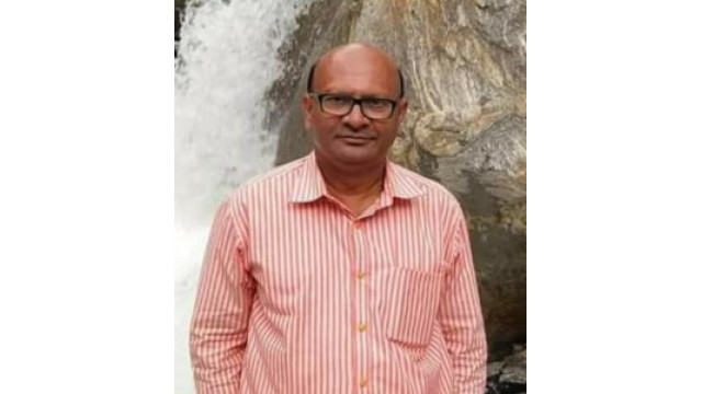 আমনুরা বুলন্দ শাহ কলেজের অধ্যক্ষ  ডিউক আর নেই