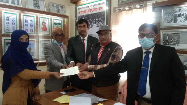 চাঁপাইনবাবগঞ্জে মাদারল্যাণ্ড চ্যারিটেবল ফাউণ্ডেশনের শিক্ষা বৃত্তি প্রদান 