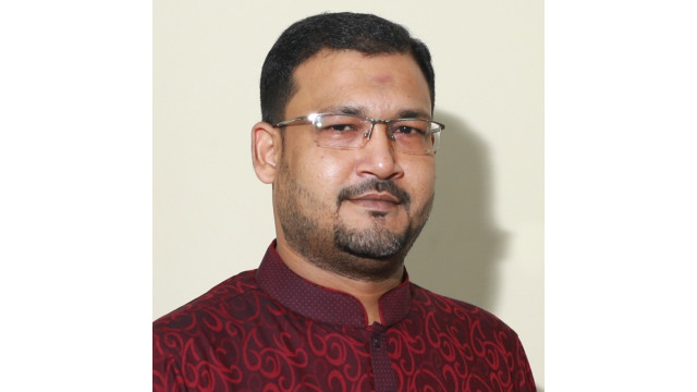 শারদীয় দুর্গাৎসবে দৃষ্টান্ত স্থাপন করলেন  মেয়র প্রার্থী মোখলেসুর রহমান  