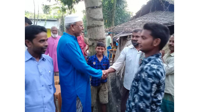 ধাইনগর ইউনিয়নে চেয়ারম্যান পদে মনোনয়ন প্রত্যাশী মতিউর রহমানের গণসংযোগ 