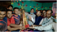 ইসিএল নাইট মিনি ক্রিকেট টুর্নামেন্টের সমাপনী ও পুরস্কার বিতরণ 