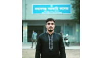 চাঁপাইনবাবগঞ্জে প্রতারণা করে প্রবাসীর স্বর্ণ আত্মসাৎ করে পুলিশের বিরুদ্ধে মানববন্ধন করেছে এক প্রতারক  