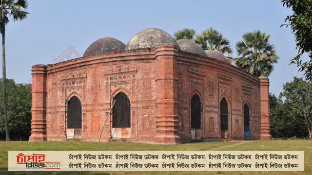 ঐতিহাসিক ধনিয়াচক মসজিদ 