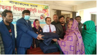 চাঁপাইনবাবগঞ্জে এডাবের উদ্যোগে কম্বল বিতরণ