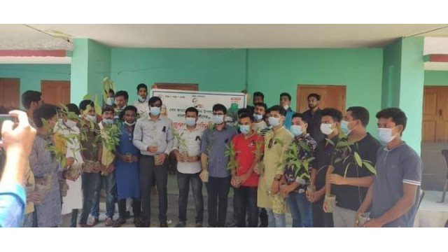 শেখ কামালের জন্মদিনে চাঁপাইনবাবগঞ্জ ছাত্রলীগের বৃক্ষরোপন কর্মসূচি